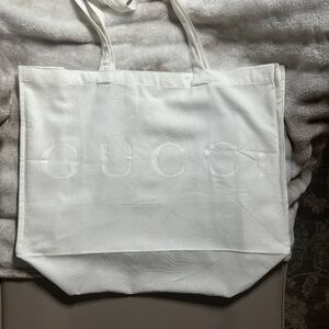 Gucci Ivory Canvas oversized Tote
